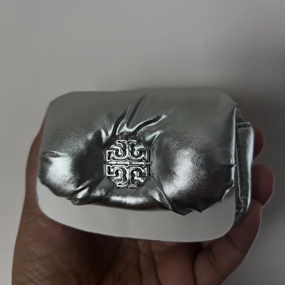 TORY BURCH• Silver Puffy Card Holder/airpod holder - Picture 3 of 11